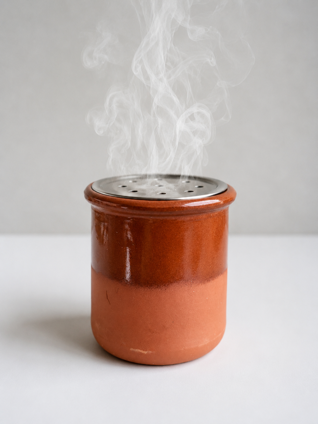 Ahumador cerámico para pan en horno doméstico