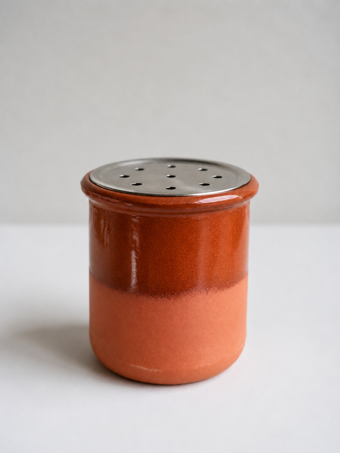 Ahumador cerámico para pan en horno doméstico